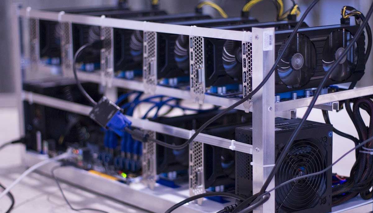 Bitcoin mining machine